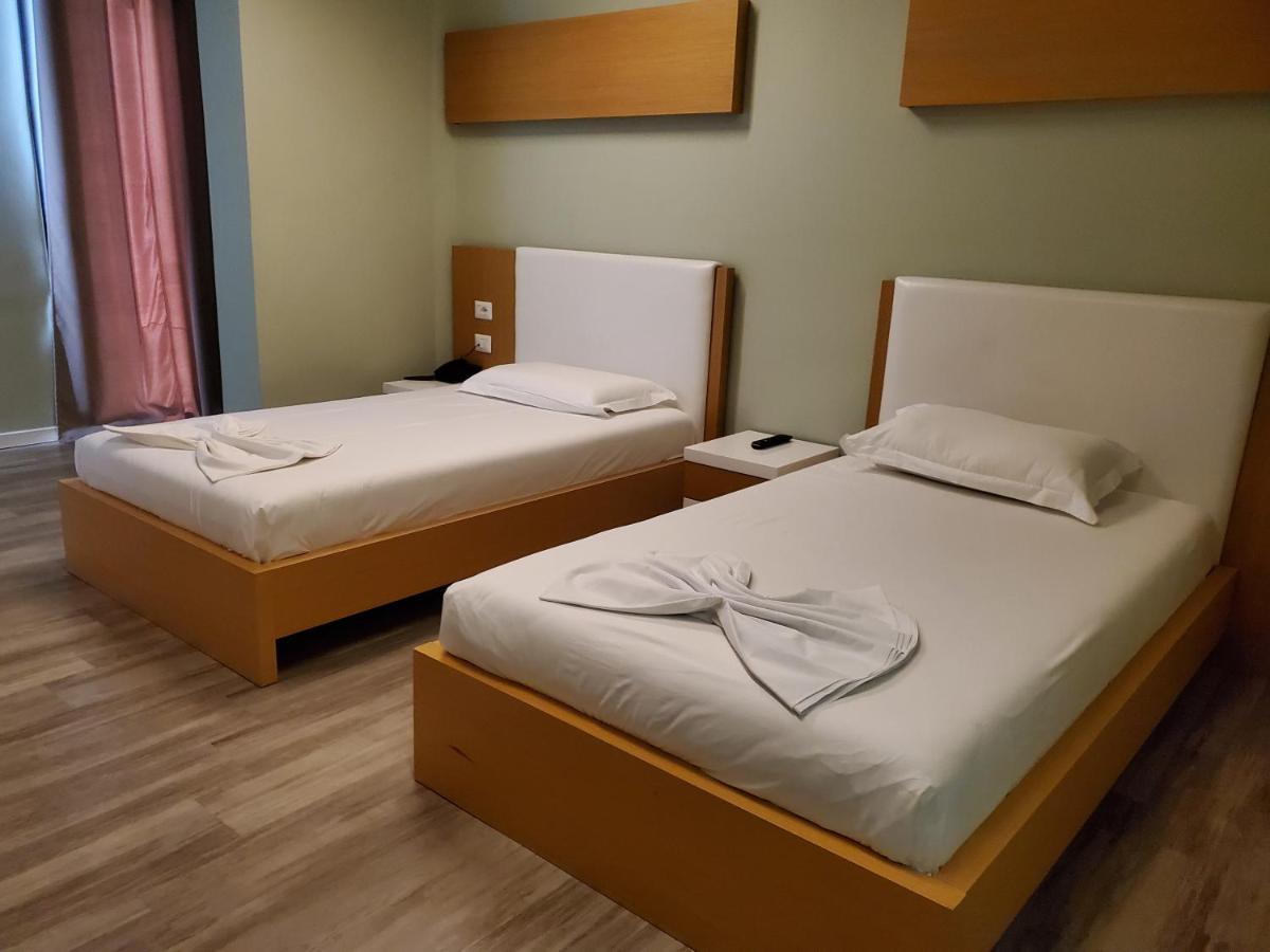 Hotel Bologna فلورا المظهر الخارجي الصورة