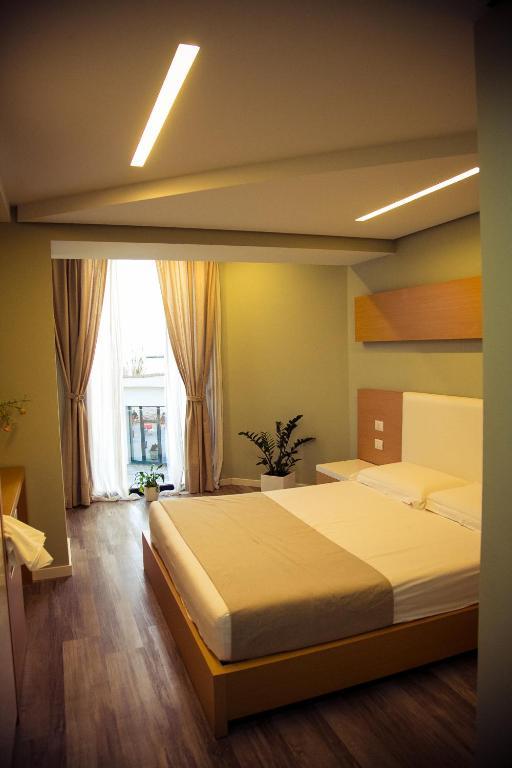 Hotel Bologna فلورا المظهر الخارجي الصورة